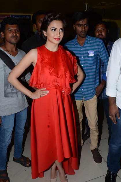 Celebrities-at-Bruce-Lee-Movie-Premier-Show-